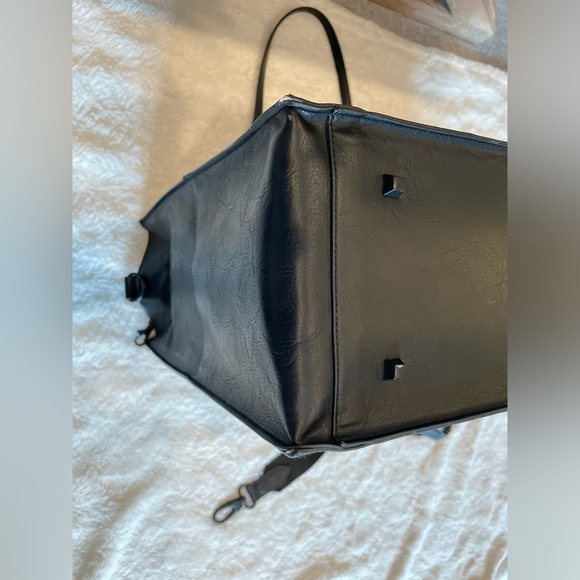 Beis Large Work Tote Black - Picture 9 of 11